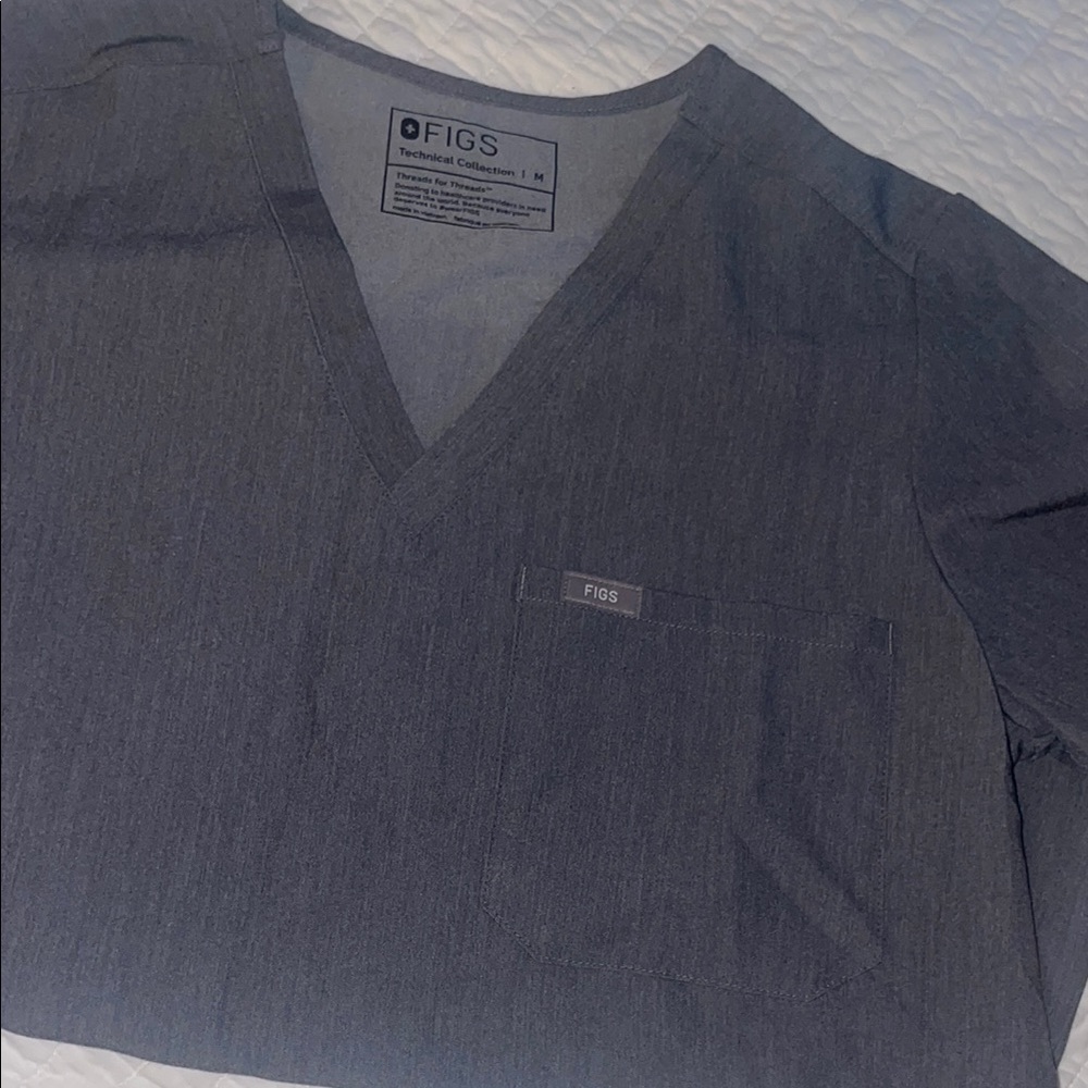 FIGS scrub top
